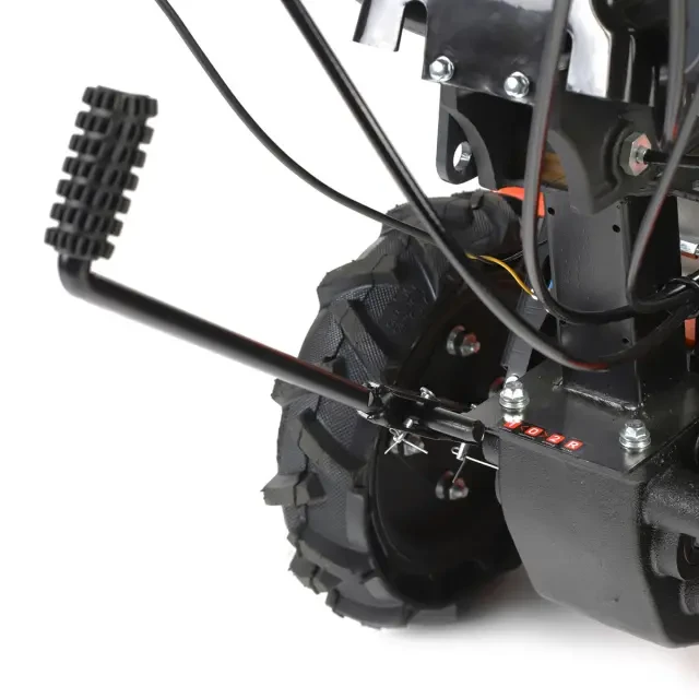 Бурьянокосилка Patriot RX900