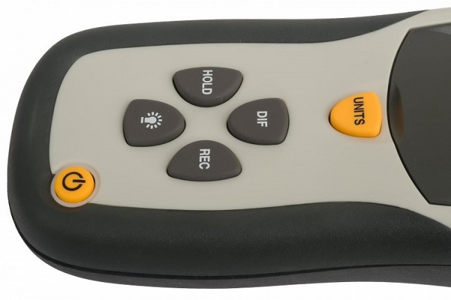 Дифференциальный цифровой манометр CEM DT-8890