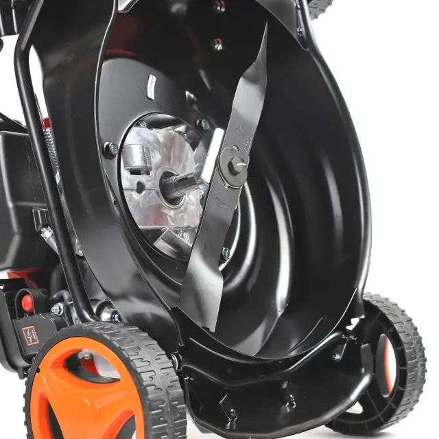 Бензиновая газонокосилка Patriot PT 41LM